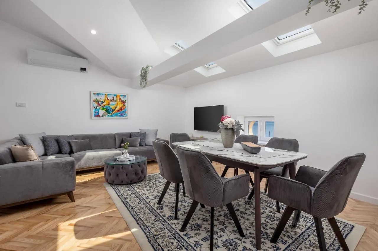 Rose Of Opatija - Seaview Apartment Croatia